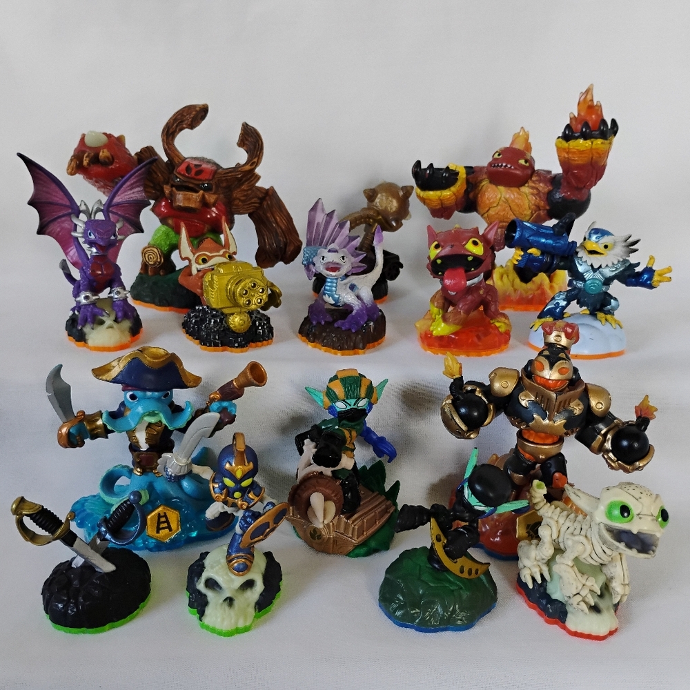 Skylanders 15 Figures Lot Spyros Adventure, Giants, Swap Force, Trap Team Bundle